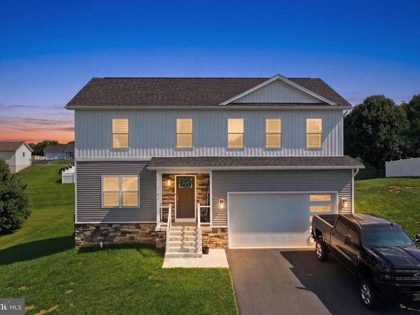 12192 REDHAWK DR , WAYNESBORO, PA 17268