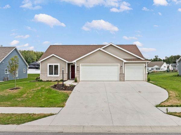 3419 Beowulf Run, Auburn, IN 46706