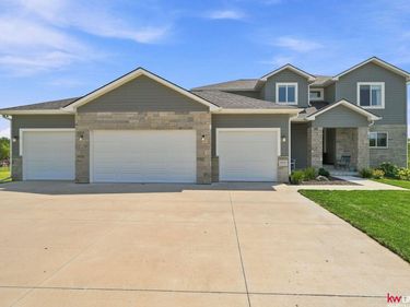 2975 Twin Pines Road, Lincoln, NE 68523