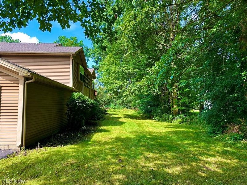 1306 Fox Run Drive, Boardman, OH 44512 Photo 3