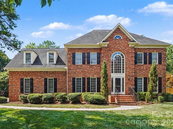 7708 Red Oak Lane, Charlotte, NC 28226