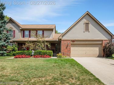 2933 Remington Oaks Lane, West Bloomfield Township, Mi 48324