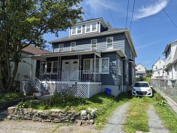 76 1/2 S Main Street, Wilkes-Barre, PA 18705