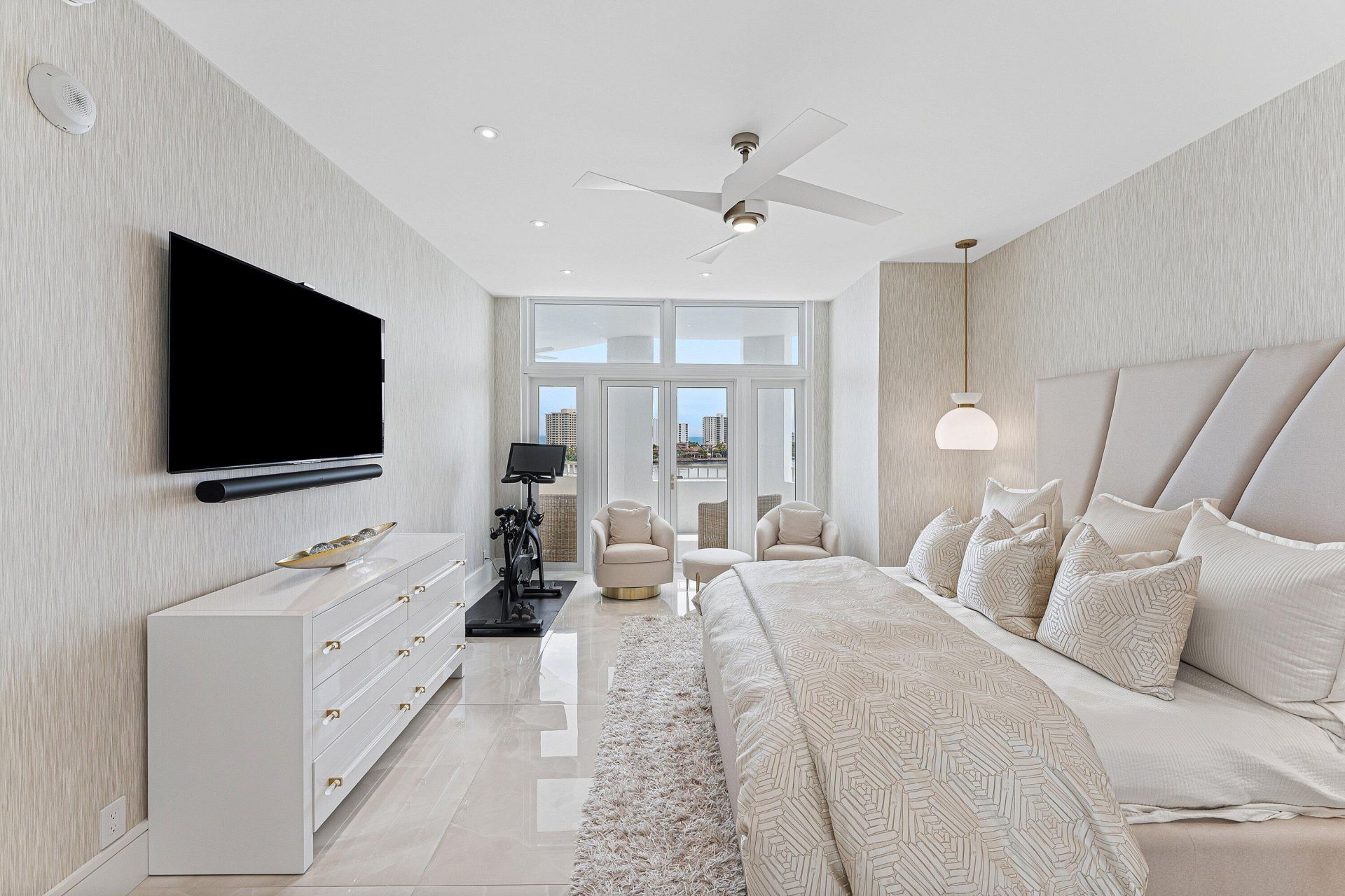 300 SE 5th Avenue, Unit 8050, Boca Raton, FL 33432 Photo