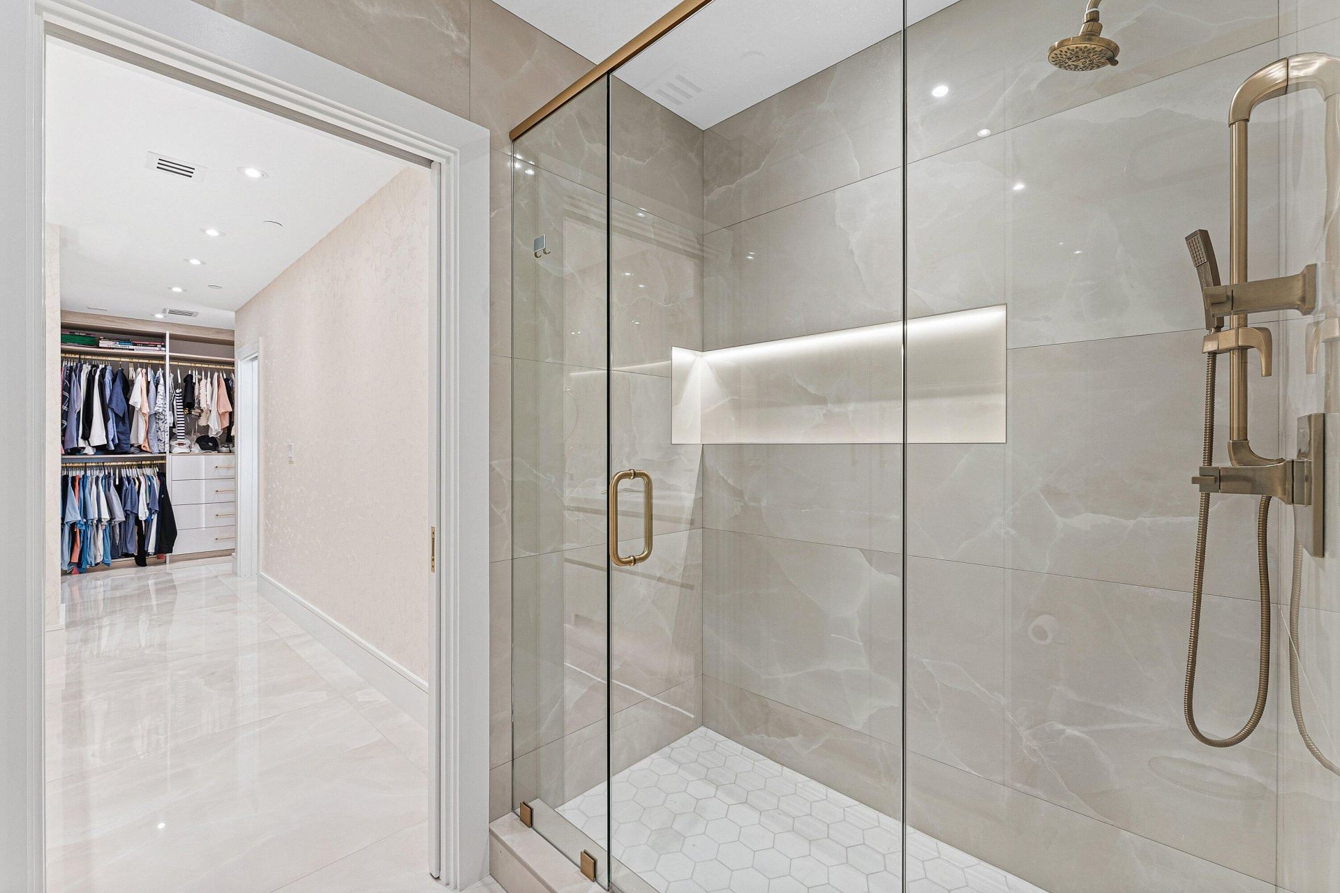 300 SE 5th Avenue, Unit 8050, Boca Raton, FL 33432 Photo