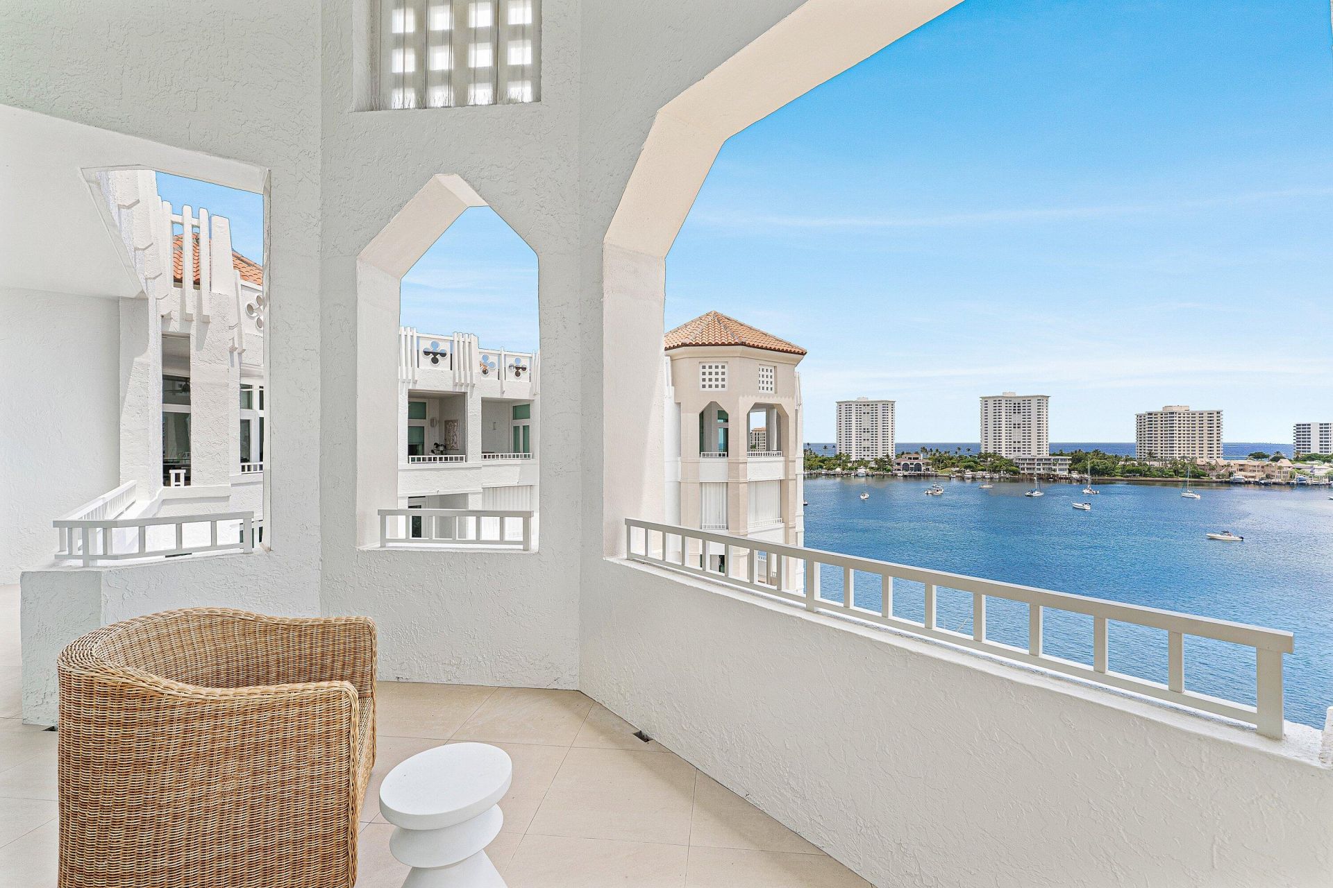 300 SE 5th Avenue, Unit 8050, Boca Raton, FL 33432 Photo
