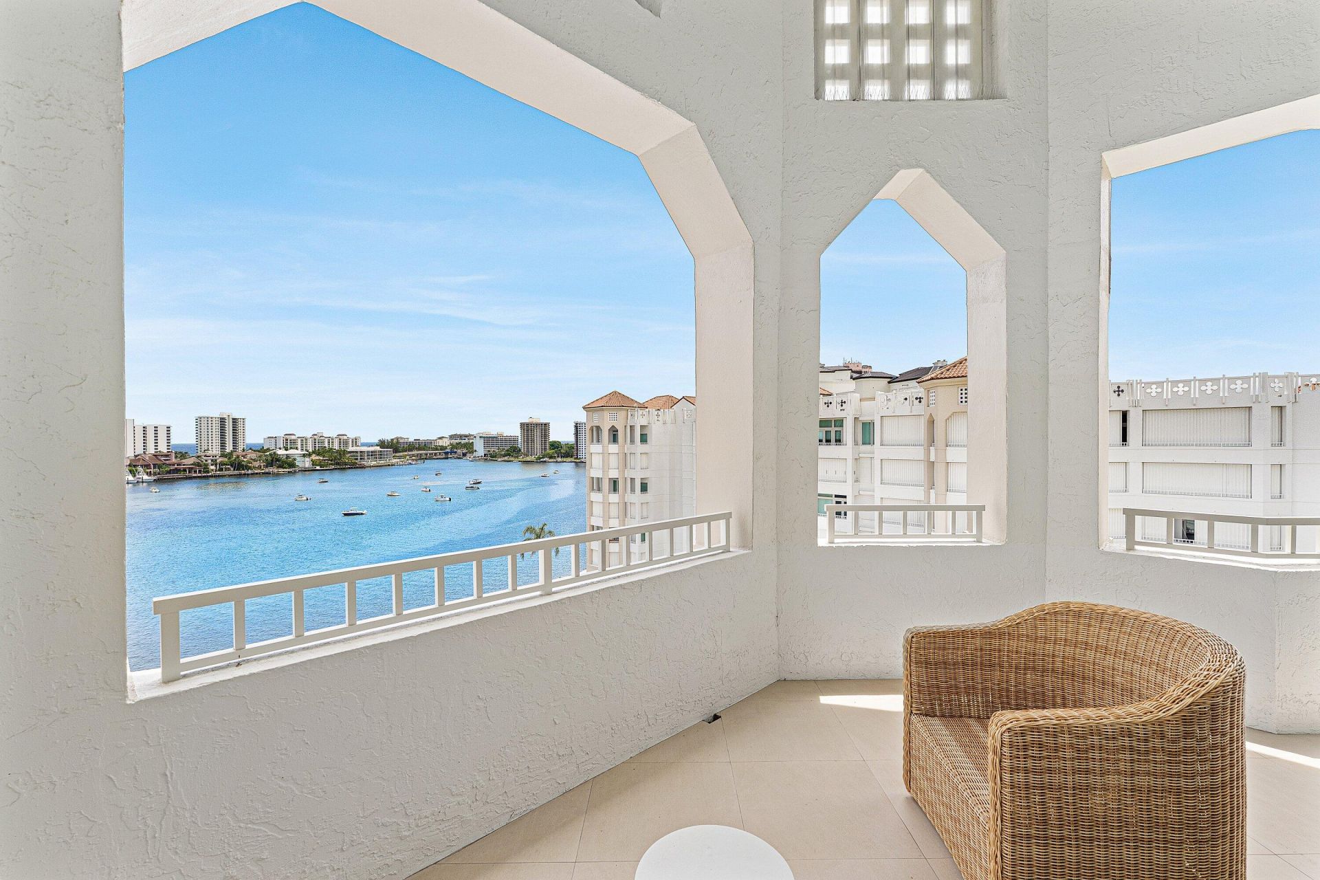 300 SE 5th Avenue, Unit 8050, Boca Raton, FL 33432 Photo
