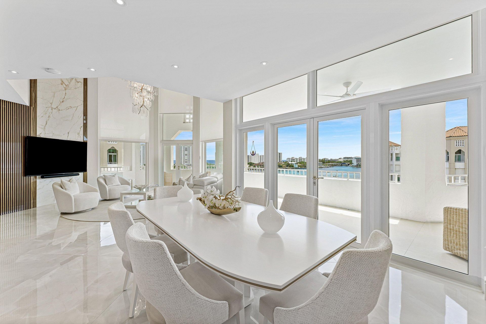 300 SE 5th Avenue, Unit 8050, Boca Raton, FL 33432 Photo