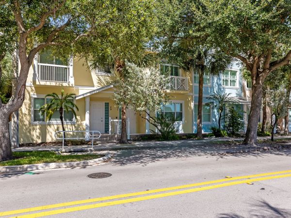 29 NE 24TH Avenue, Unit 29, Pompano Beach, FL 33062
