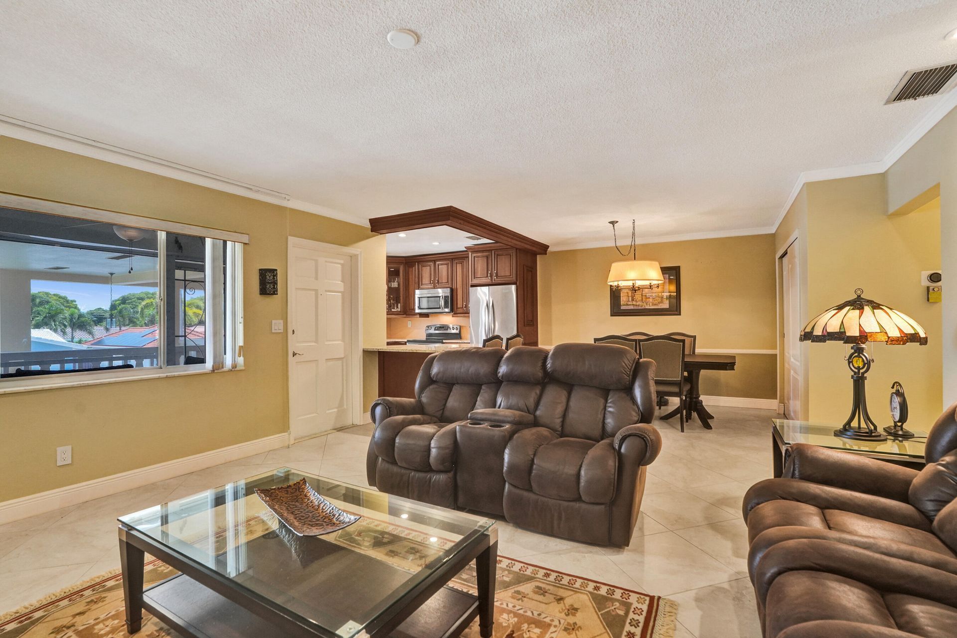 2121 NE 68th Street, Unit 202, Fort Lauderdale, FL 33308 Photo