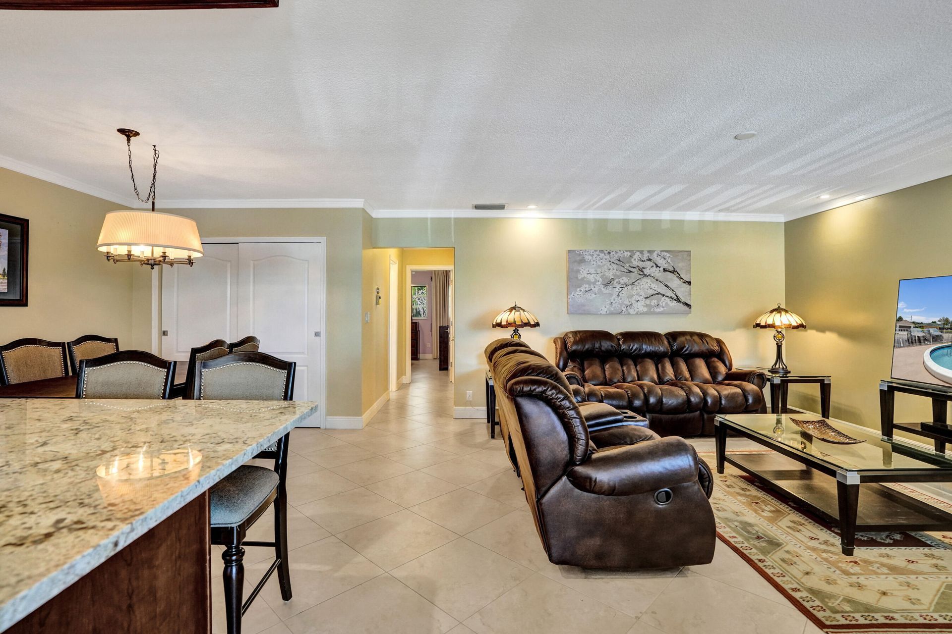 2121 NE 68th Street, Unit 202, Fort Lauderdale, FL 33308 Photo