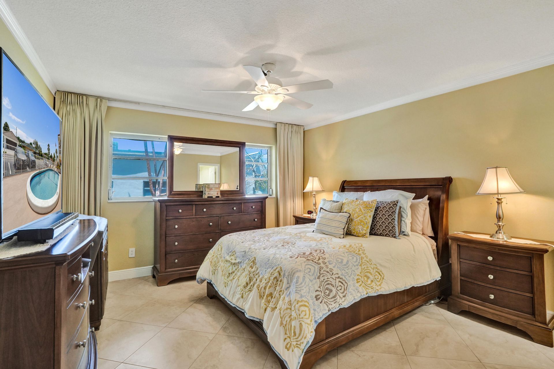 2121 NE 68th Street, Unit 202, Fort Lauderdale, FL 33308 Photo