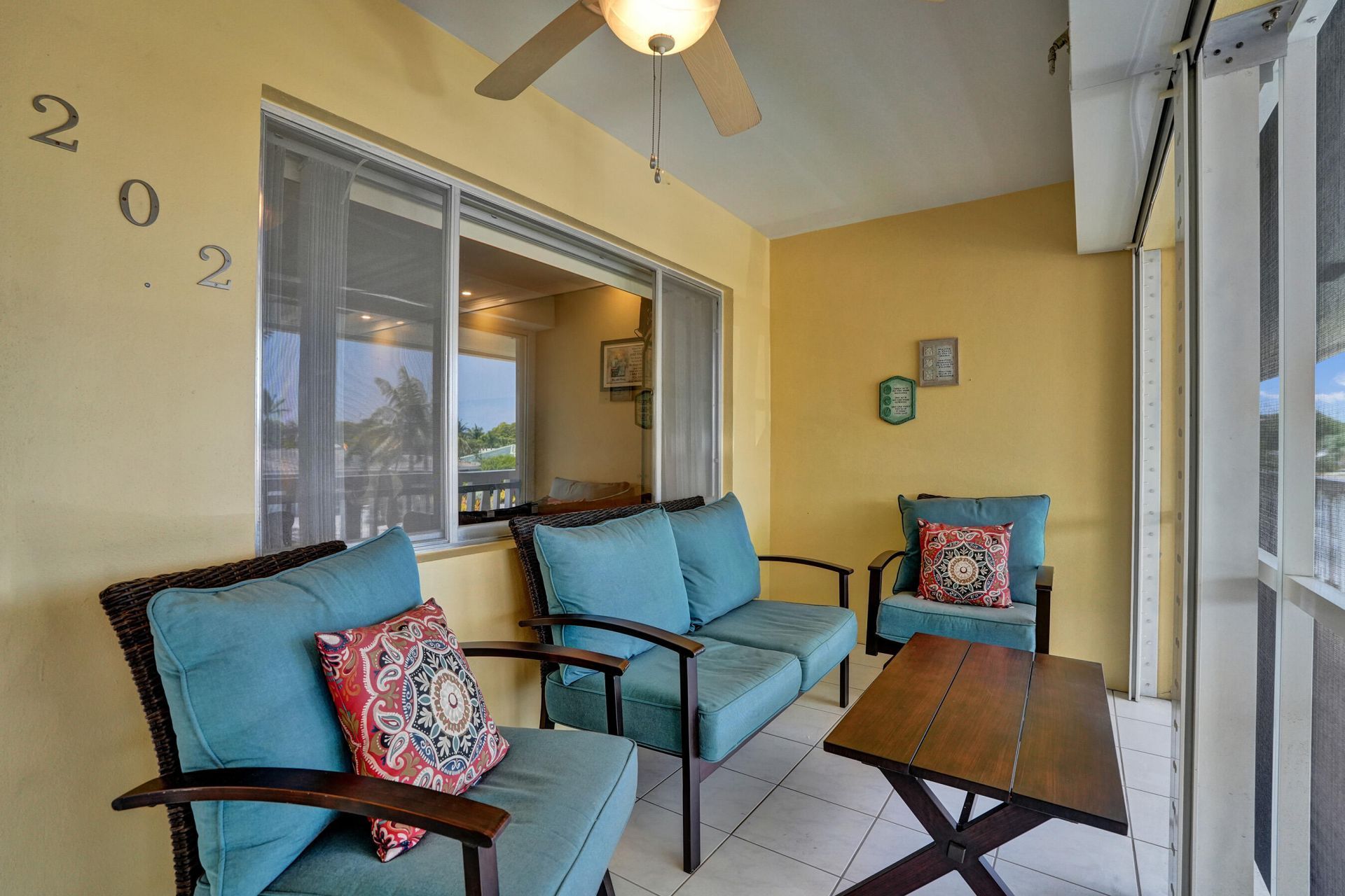 2121 NE 68th Street, Unit 202, Fort Lauderdale, FL 33308 Photo