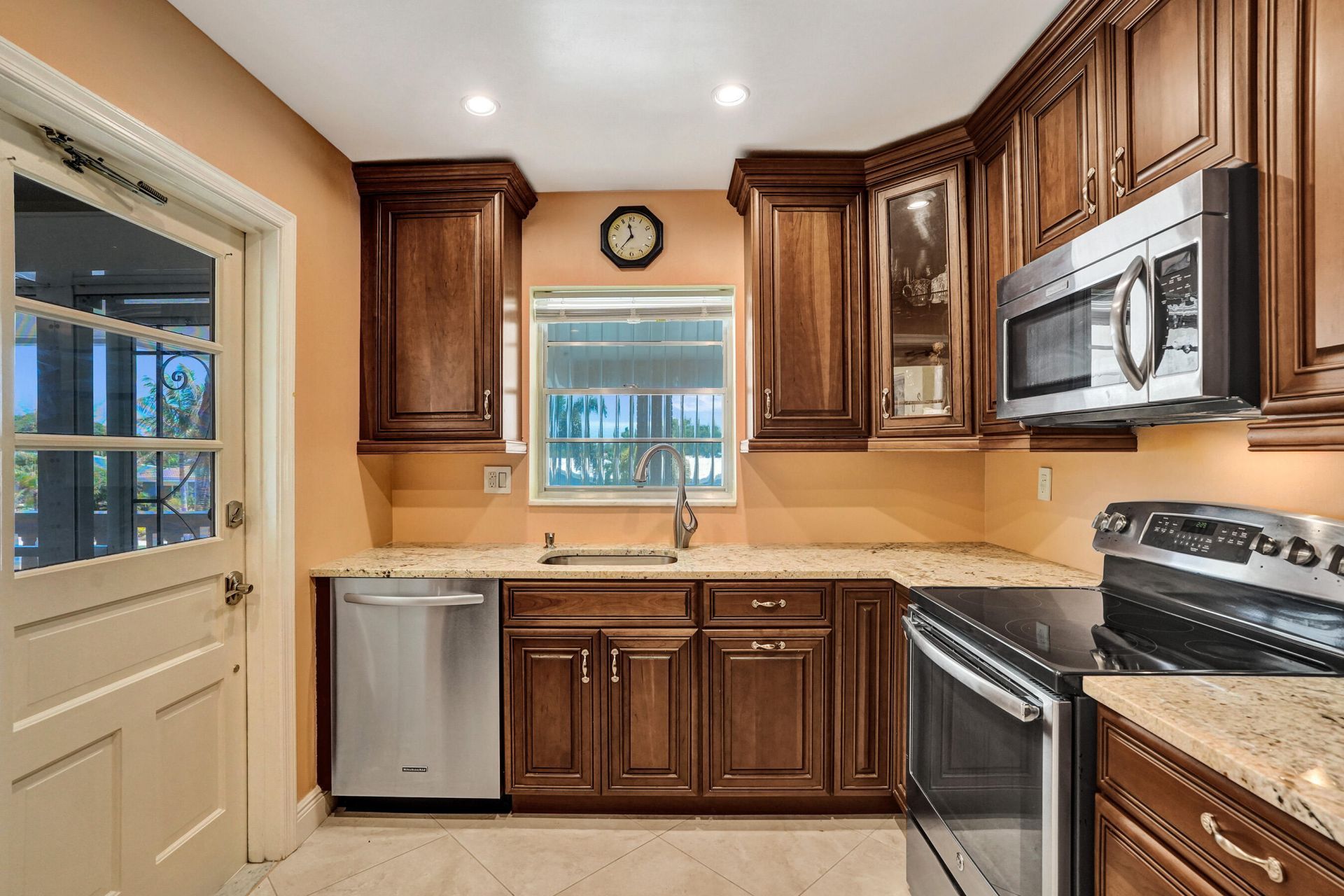 2121 NE 68th Street, Unit 202, Fort Lauderdale, FL 33308 Photo
