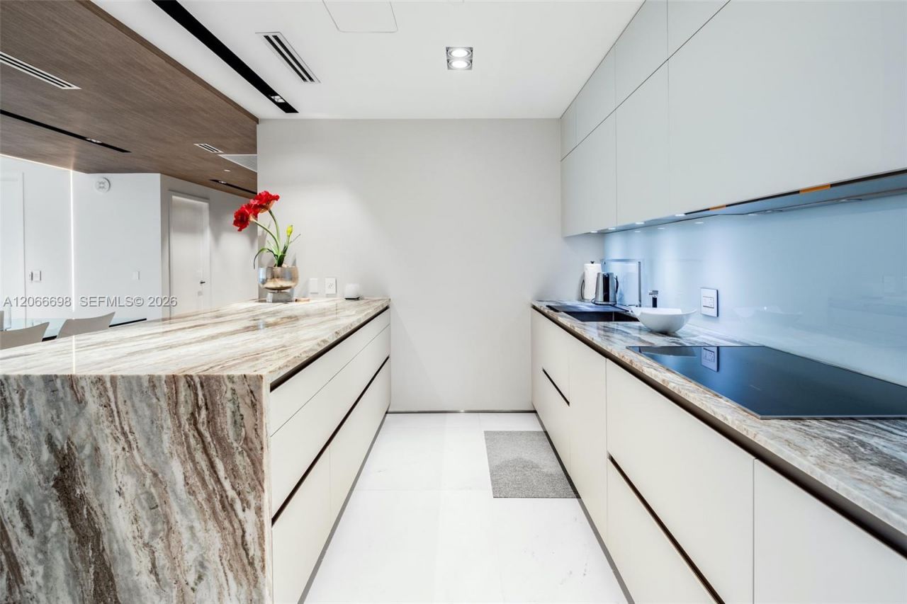 360 Ocean Dr , Unit 804S, Key Biscayne, FL 33149 Photo