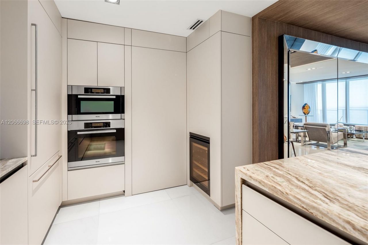 360 Ocean Dr , Unit 804S, Key Biscayne, FL 33149 Photo