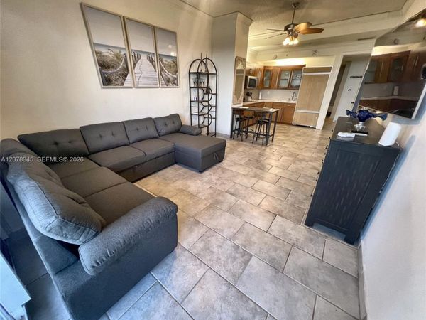 16711 Collins Ave , Unit BC-5, Sunny Isles Beach, FL 33160