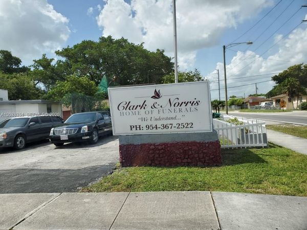 608 SW 12th Ave , Dania Beach, FL 33004