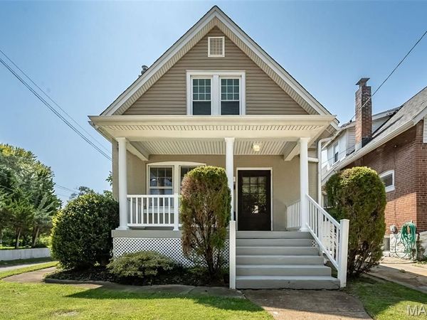 7100 Ellendale Place, St Louis, MO 63143