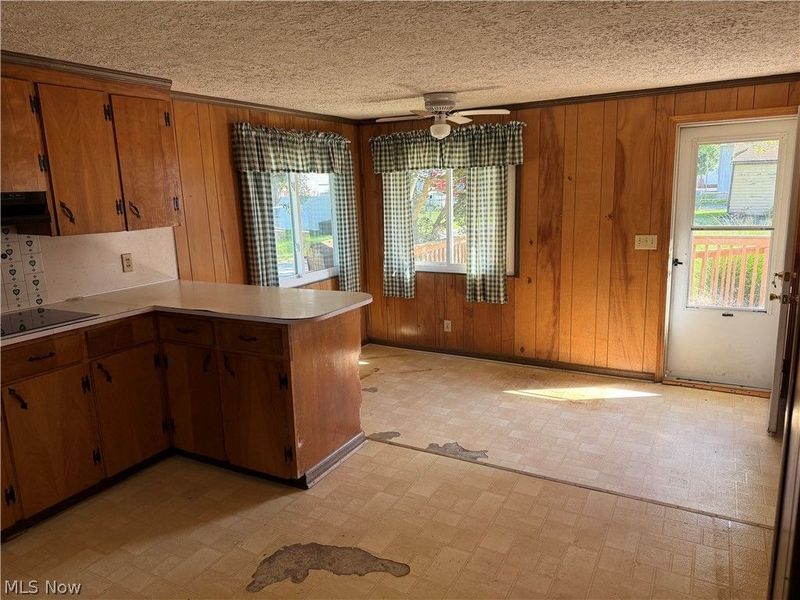 4900 Wiseland Avenue SE, Canton, OH 44707 Photo 13
