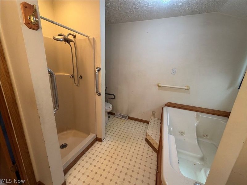 4900 Wiseland Avenue SE, Canton, OH 44707 Photo 18