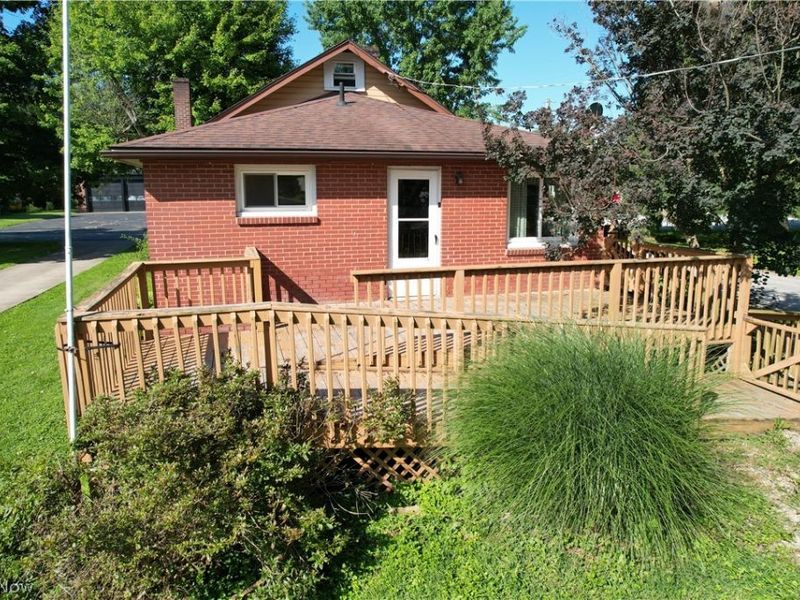 4900 Wiseland Avenue SE, Canton, OH 44707 Photo 5
