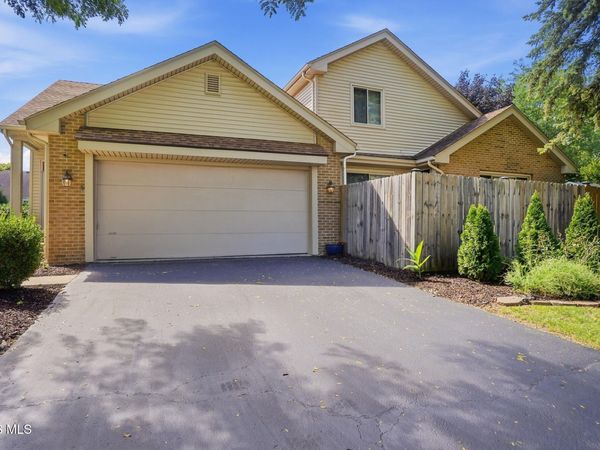 4216 Appomattox Drive, Sylvania, OH 43560