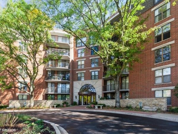 509 Aurora Avenue , Unit 614, Naperville, IL 60540