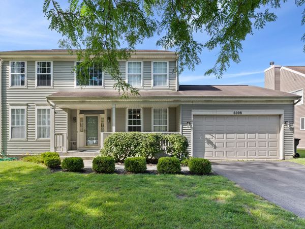 6008 Breezeland Court , Carpentersville, IL 60110