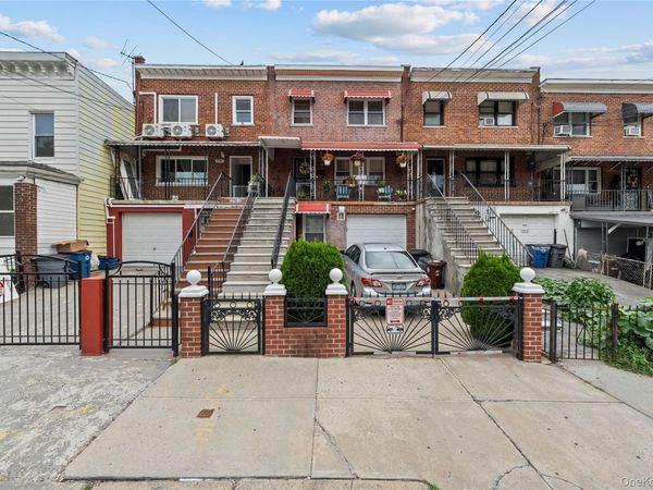 846 E 223rd Street , Bronx, NY 10466
