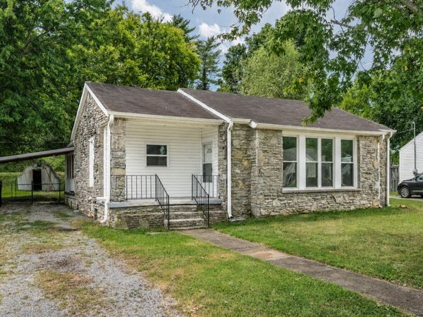 602 Hatcher Dr , Fayetteville, TN 37334