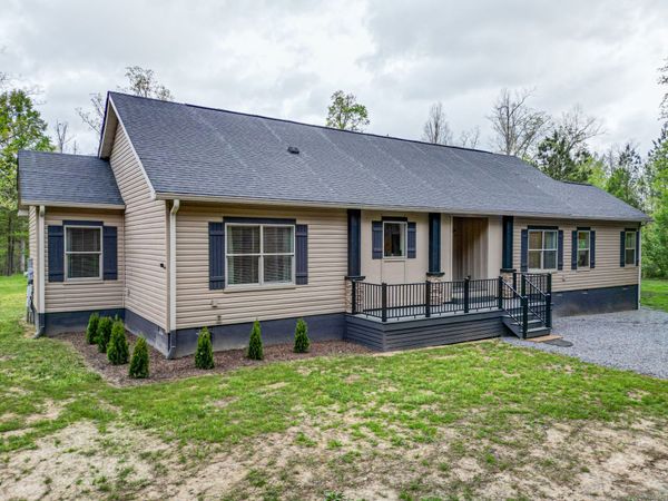920 Mason Bates Bend Rd, Centerville, TN 37033