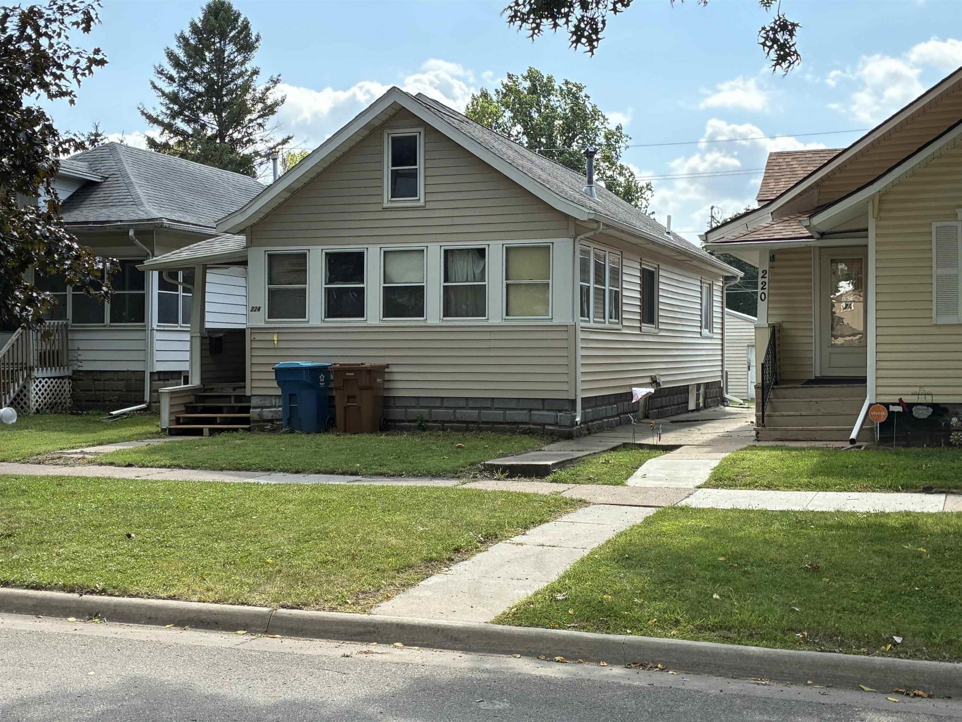 224 Western Avenue, Waterloo, IA 50701 Main Photo