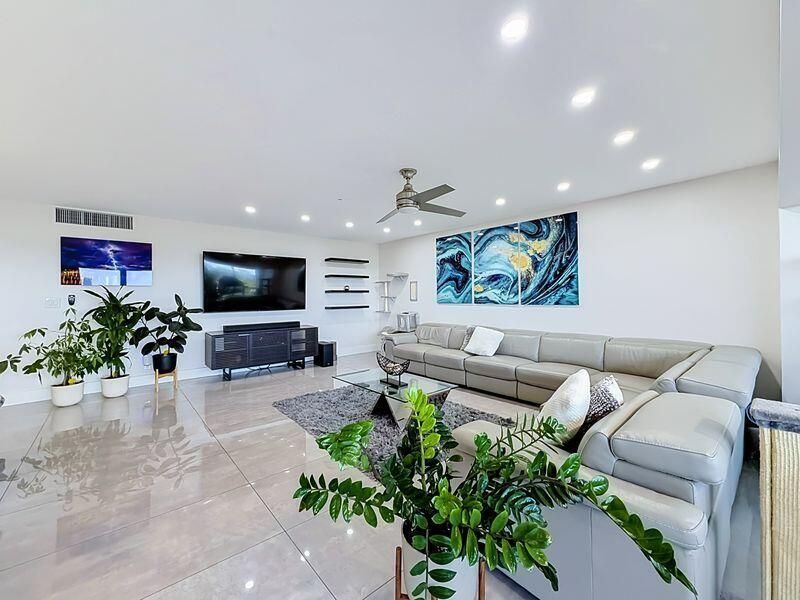 3050 NE 47th Court, Unit 507, Fort Lauderdale, FL 33308 Photo