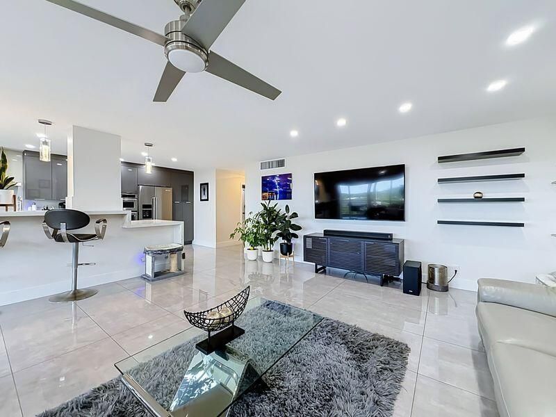 3050 NE 47th Court, Unit 507, Fort Lauderdale, FL 33308 Photo