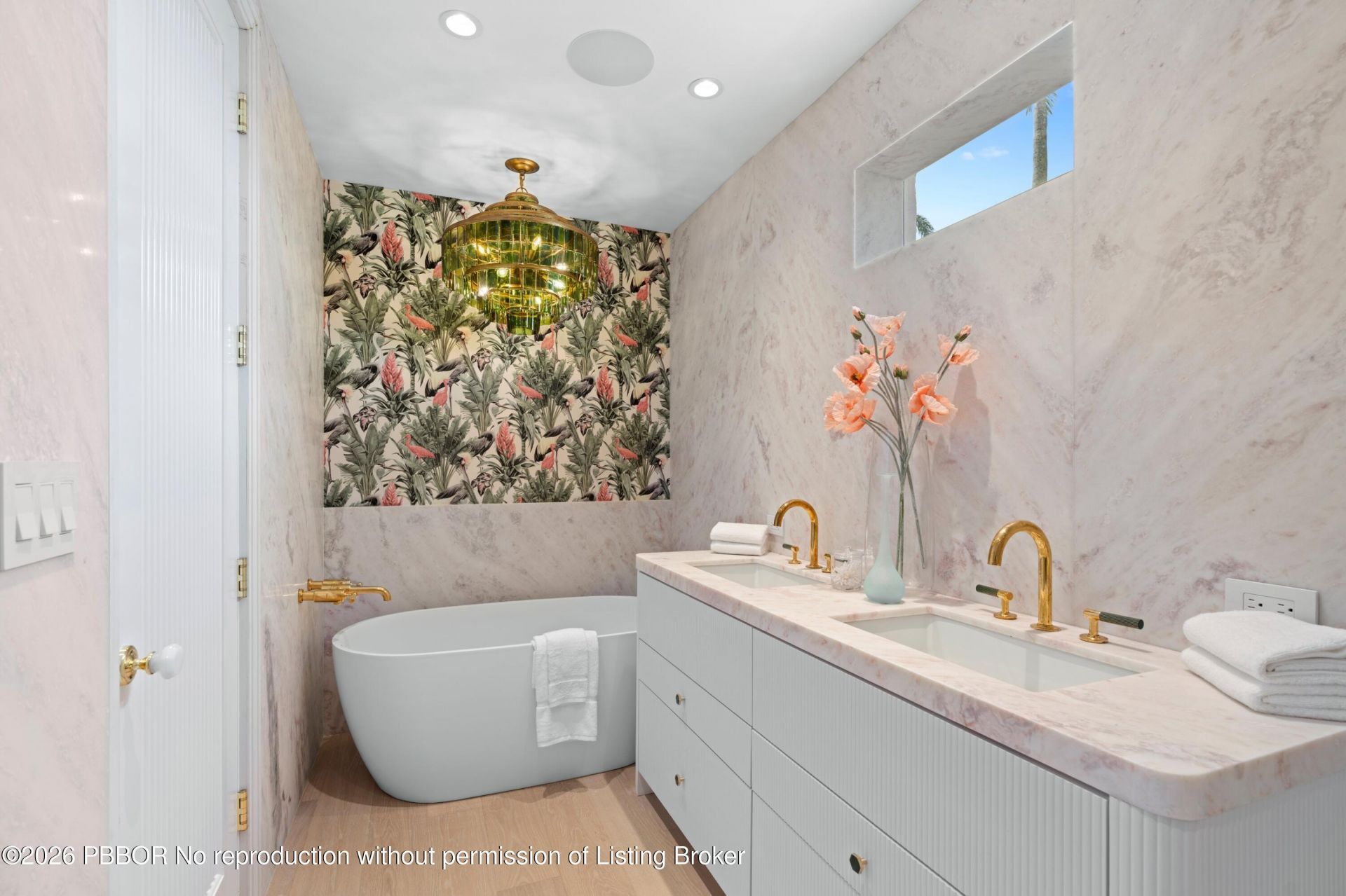 255 Royal Poinciana Way, Unit 2nd floor, Palm Beach, FL 33480 Photo