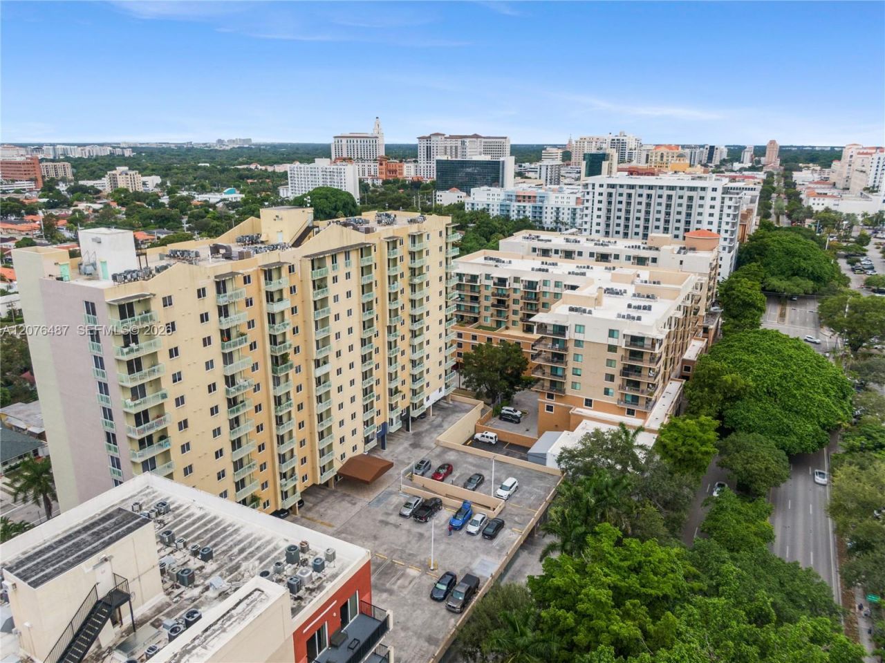 3500 Coral Way, Unit 1404, Miami, FL 33145 Photo