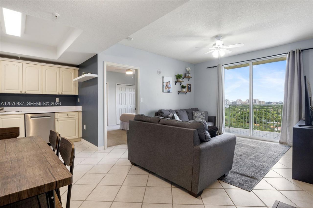 3500 Coral Way, Unit 1404, Miami, FL 33145 Photo