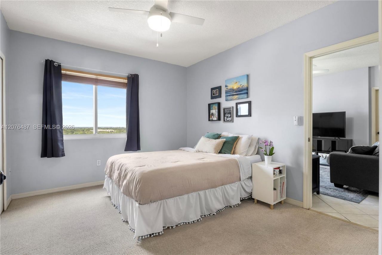 3500 Coral Way, Unit 1404, Miami, FL 33145 Photo