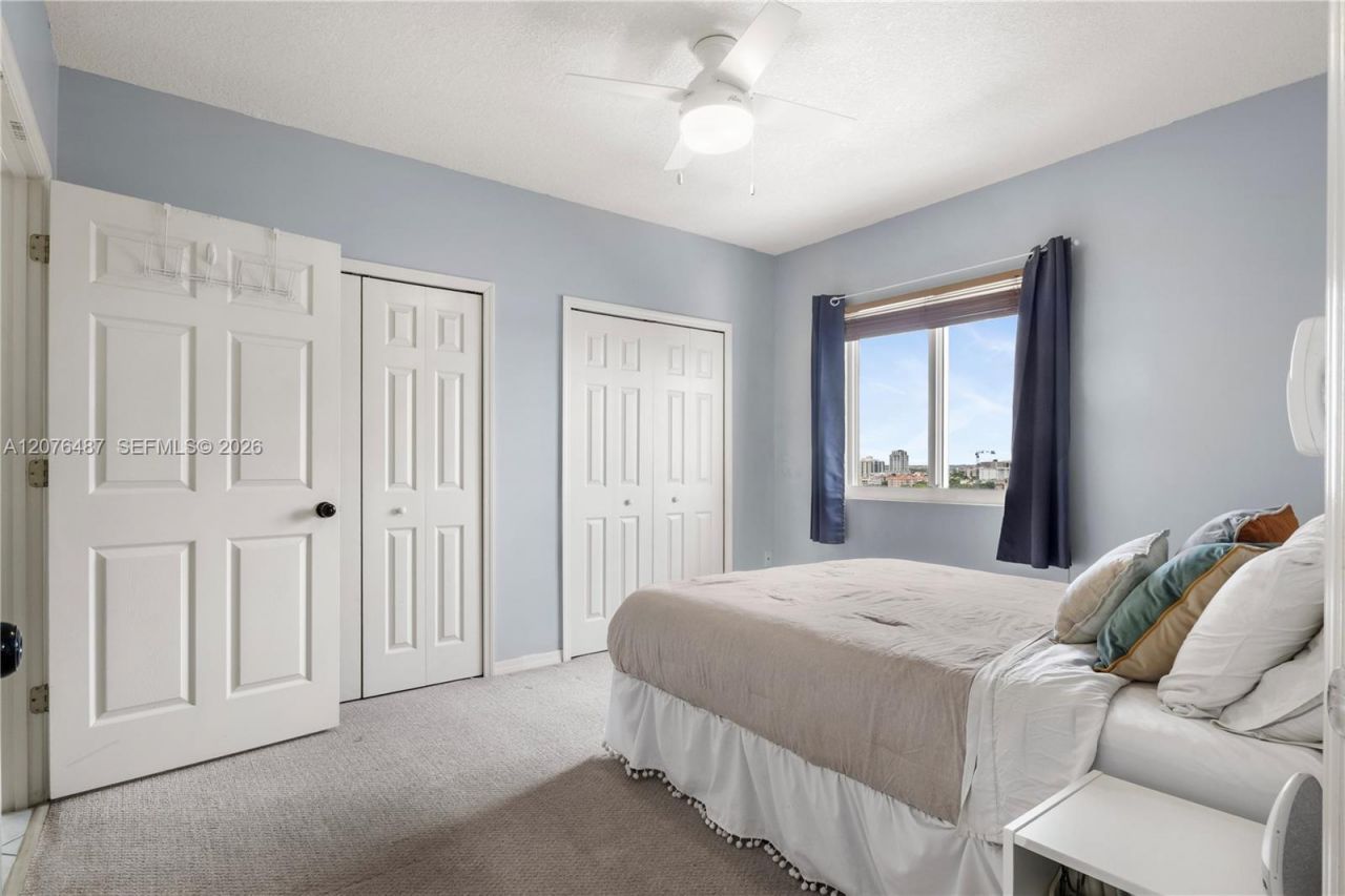3500 Coral Way, Unit 1404, Miami, FL 33145 Photo