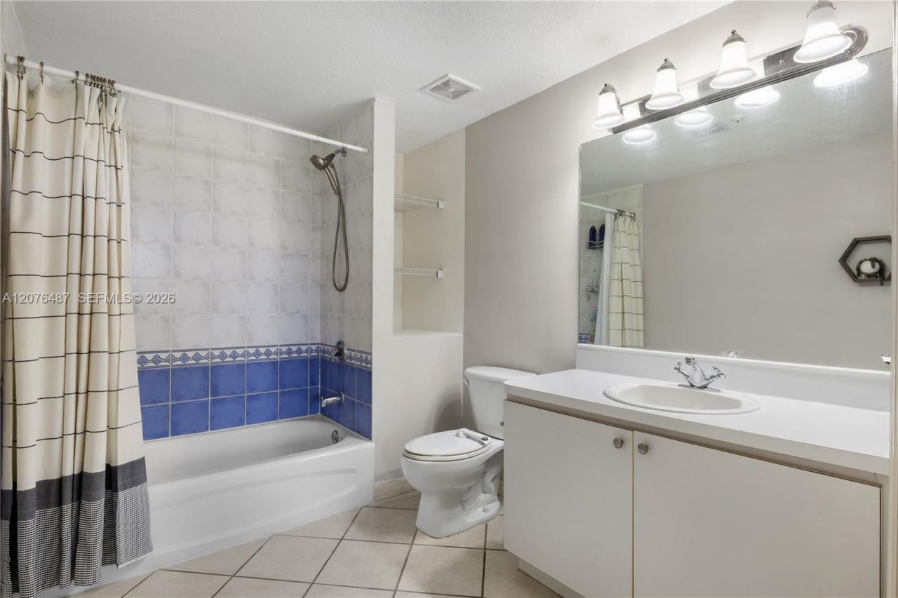 3500 Coral Way, Unit 1404, Miami, FL 33145 Photo