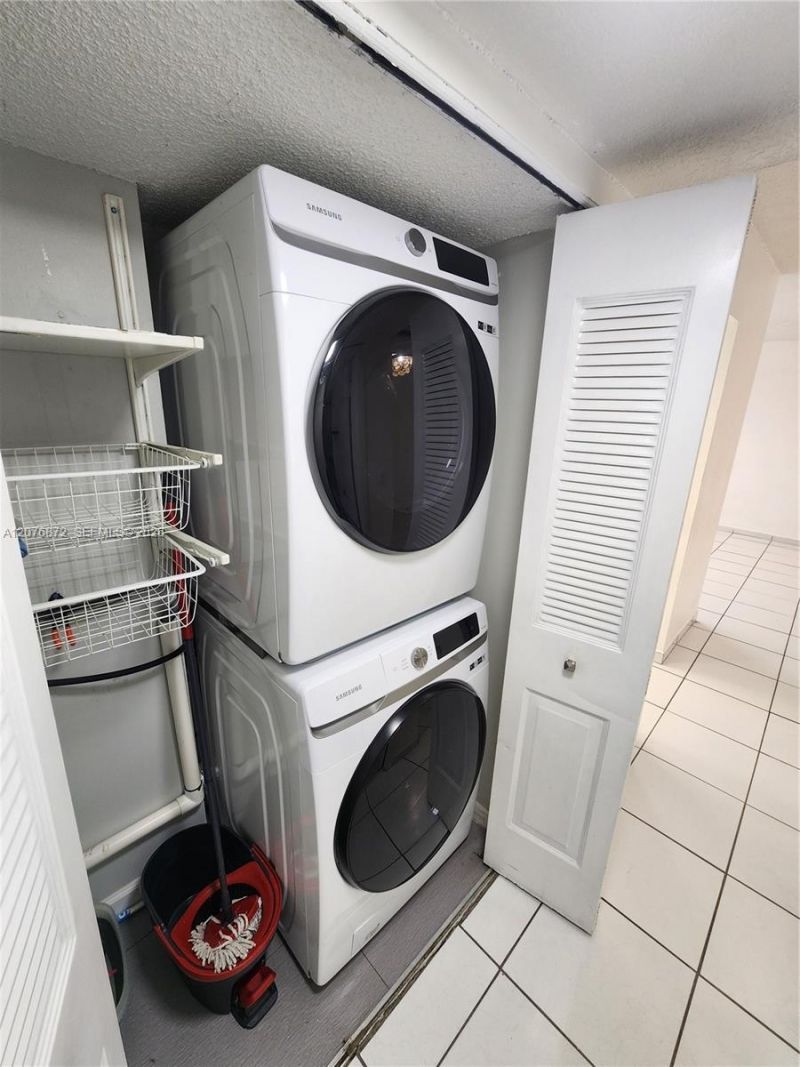 9400 W Flagler St , Unit 309, Miami, FL 33174 Photo