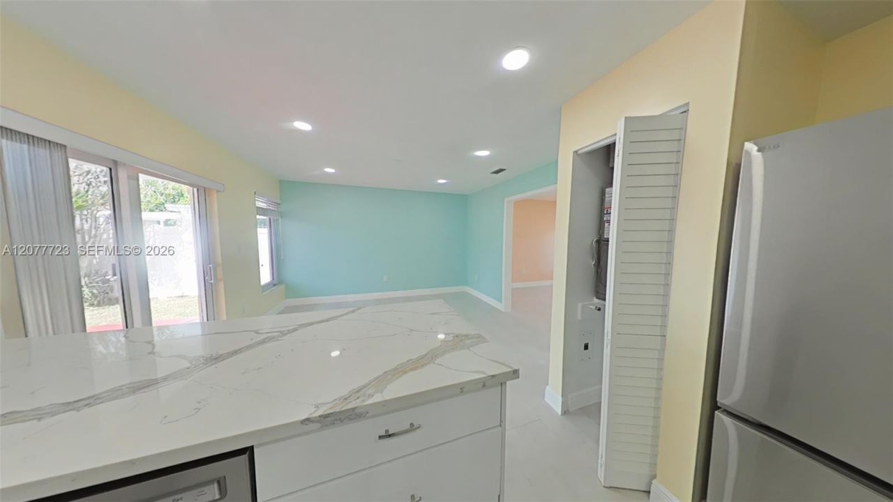 8336 SW 10th Ter, Unit 8336, Miami, FL 33144 Photo