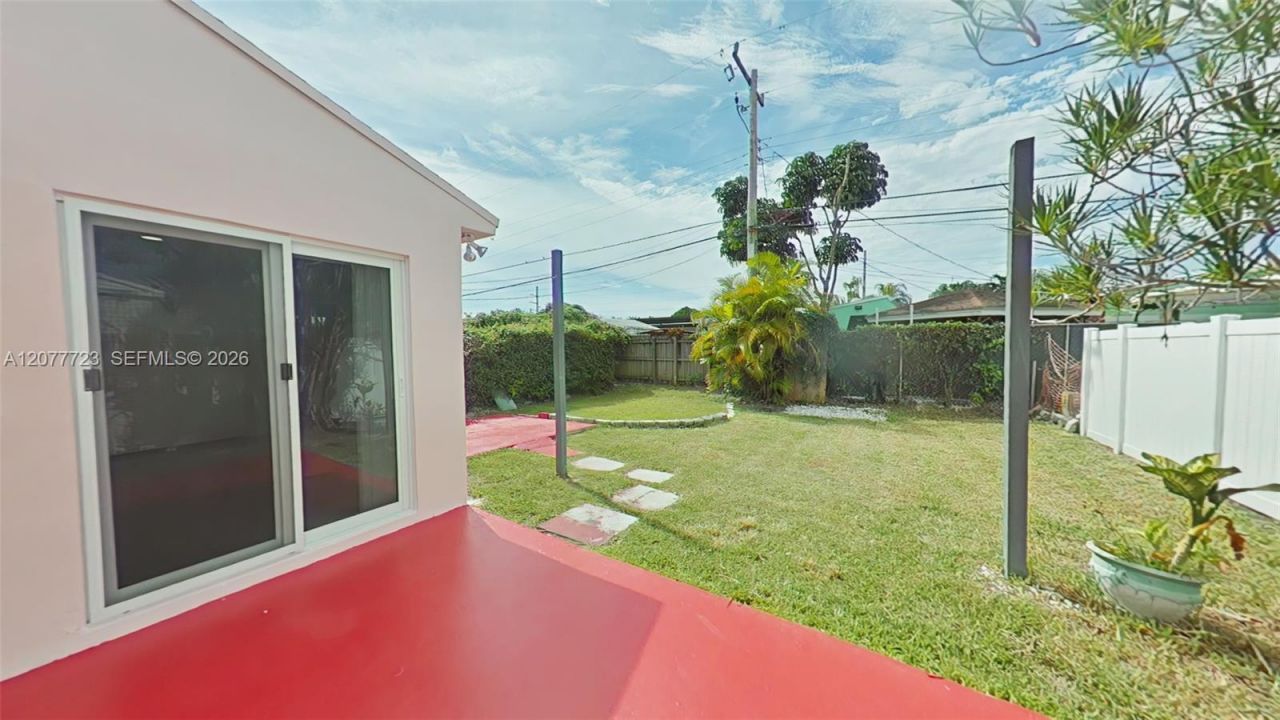 8336 SW 10th Ter, Unit 8336, Miami, FL 33144 Photo