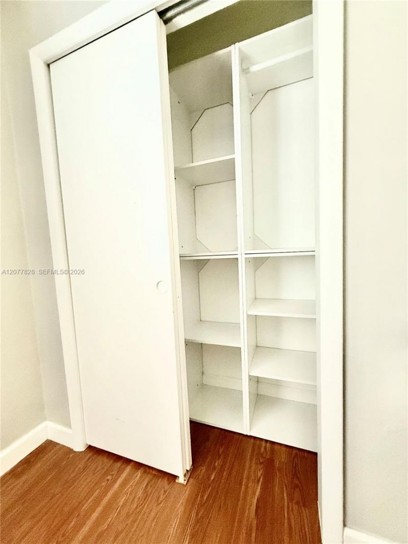 1340 Miami Springs Ave , Unit o, Miami Springs, FL 33166 Photo