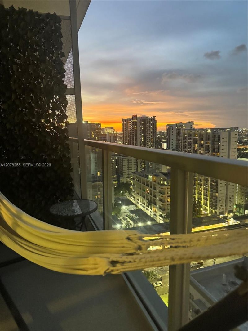 1111 SW 1st Ave , Unit 2721-N, Miami, FL 33130 Photo