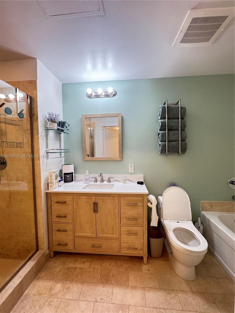 1111 SW 1st Ave , Unit 2721-N, Miami, FL 33130 Photo