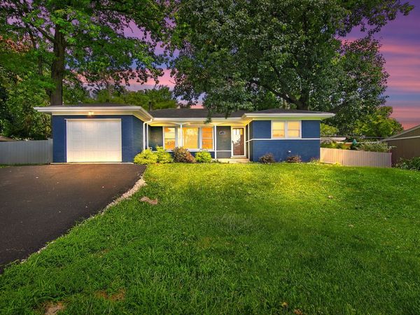 7340 W 111th Street , Worth, IL 60482