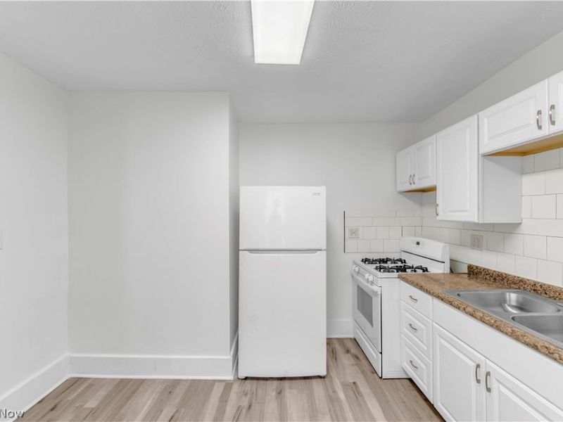 1753 E 30th Street, Unit 1/Front, Lorain, OH 44055 Photo 12