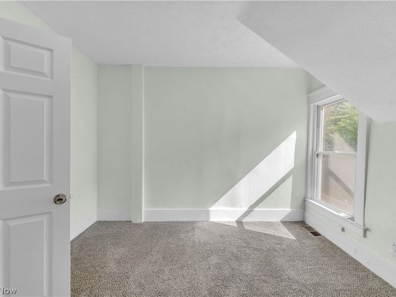 1753 E 30th Street, Unit 1/Front, Lorain, OH 44055 Photo 16